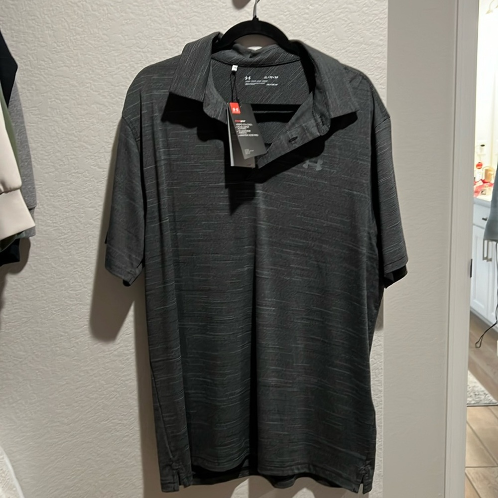 NWT Men’s Under Armour Polo - XL